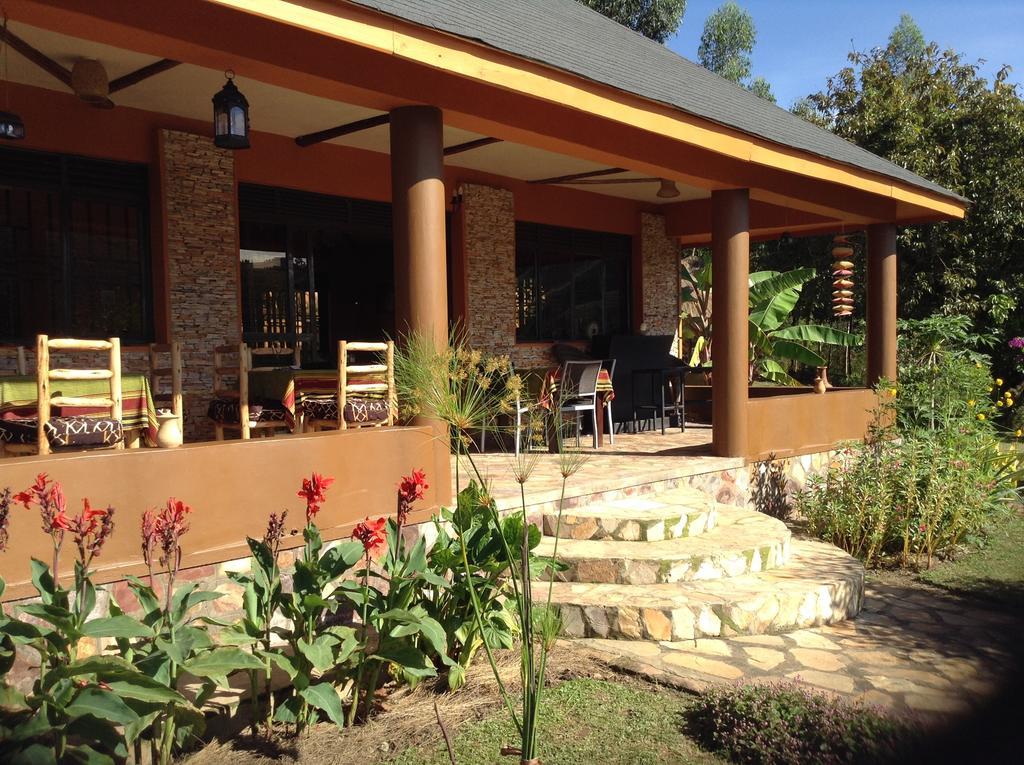 Nyore Hillside Retreat Mbarara Eksteriør billede